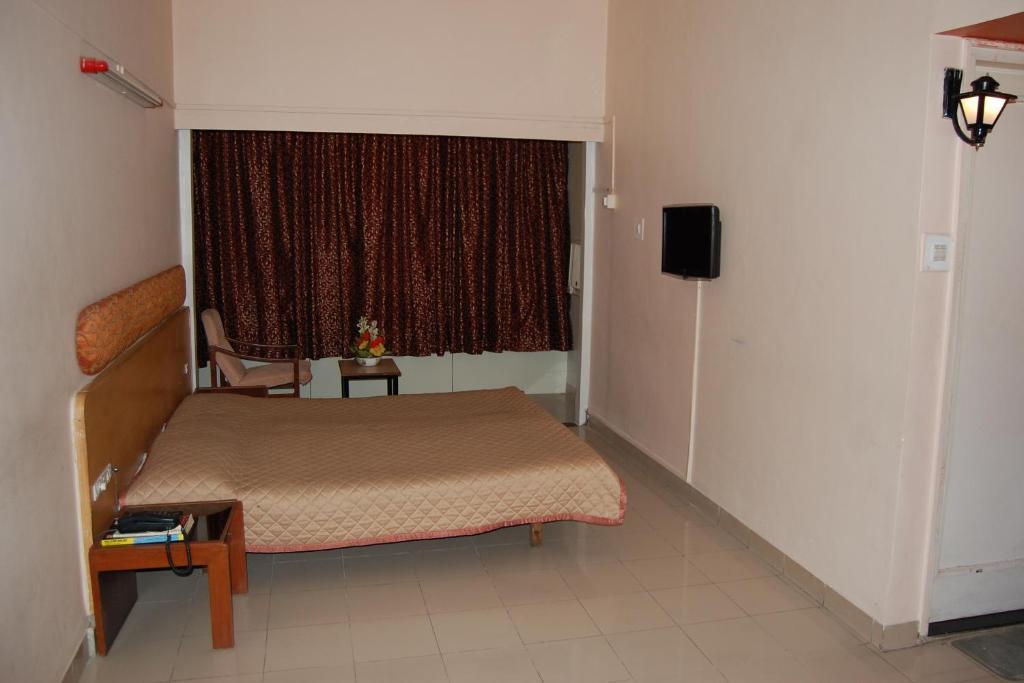 Hotel Raviraj Pune Habitación foto