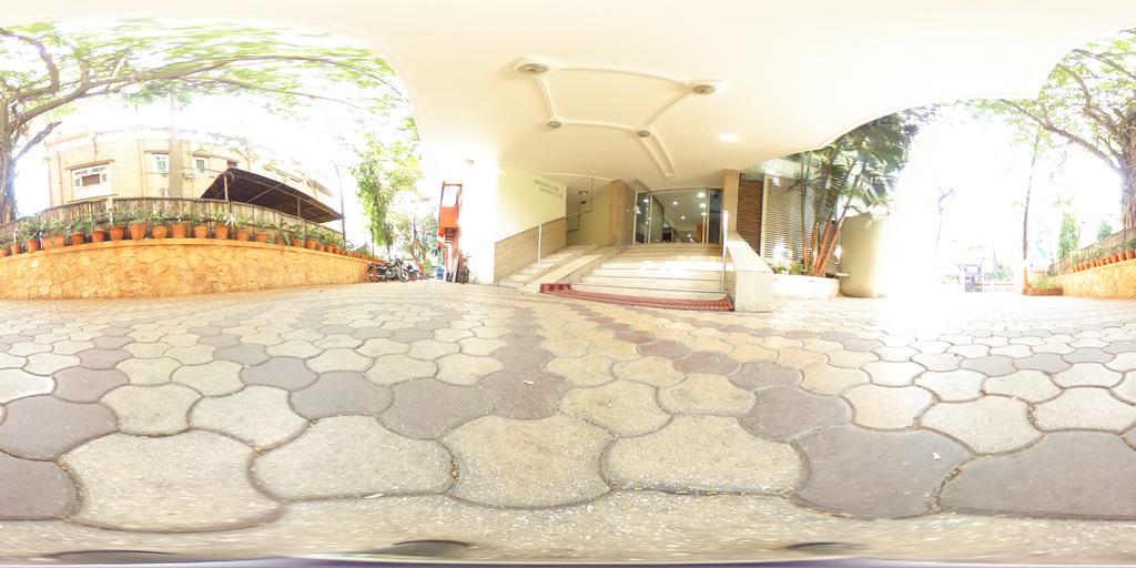 Hotel Raviraj Pune Exterior foto